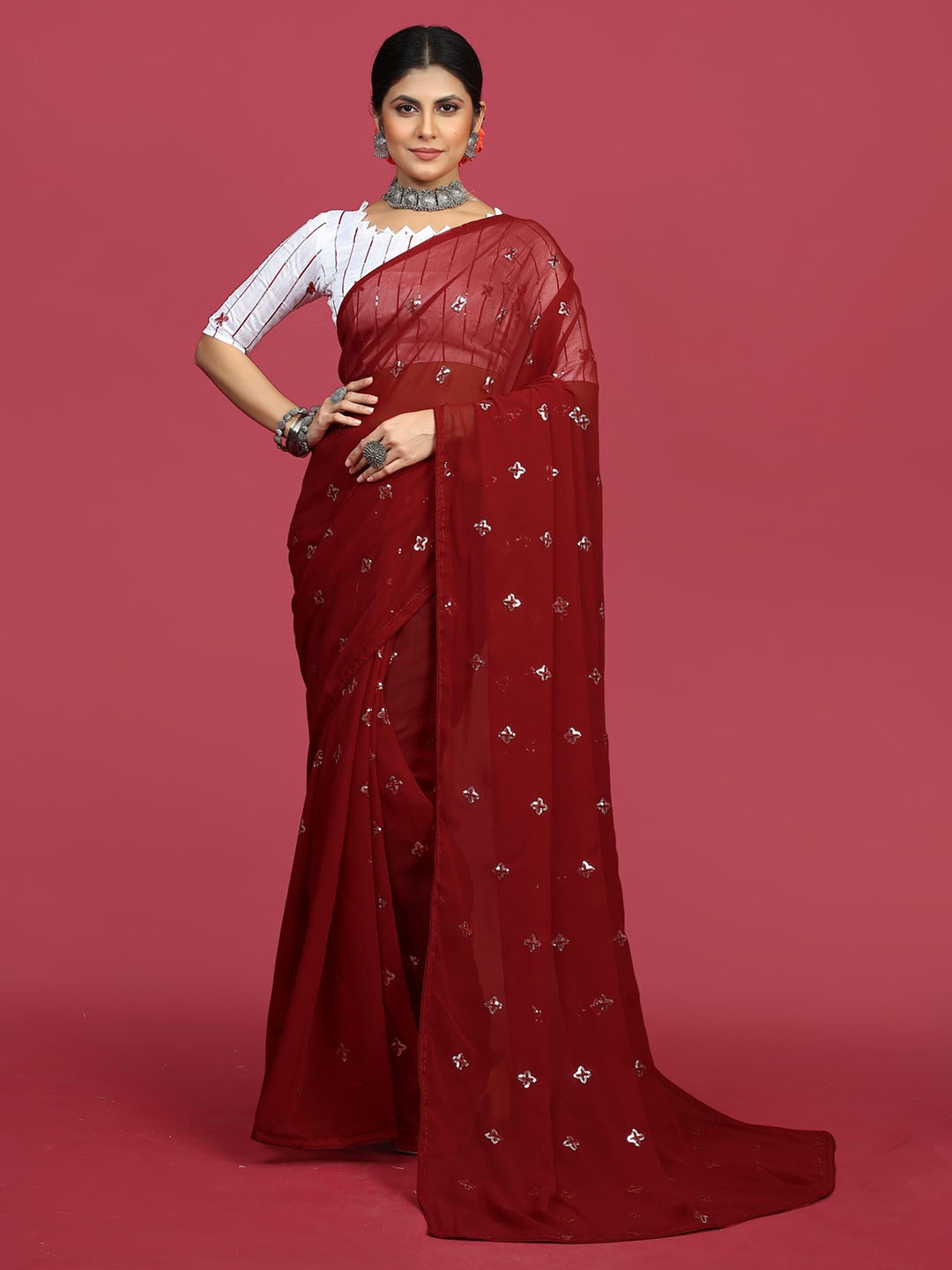 

Ekasya Embroidered Sequinned Saree, Maroon