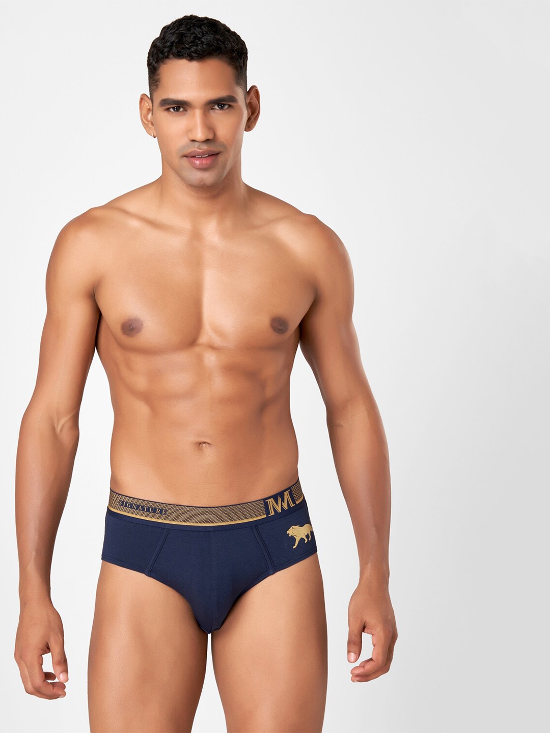 

Macroman M-Series Shape Retention Basic Brief 8903978391748, Navy blue