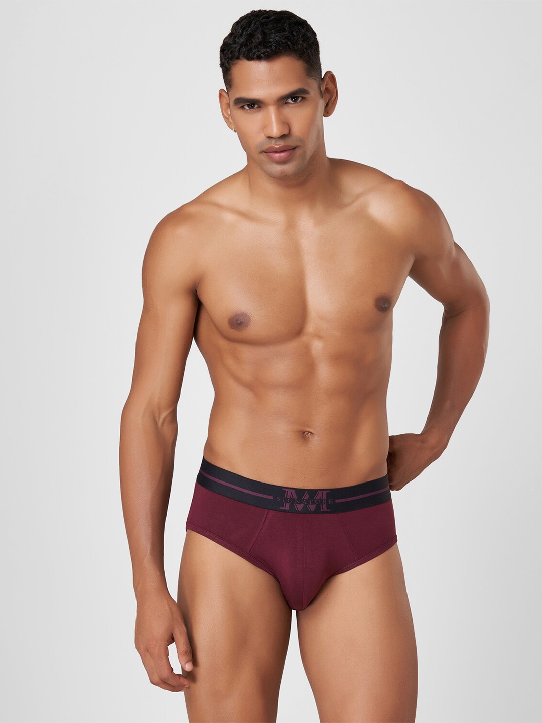 

Macroman M-Series Moisture Wicking Basic Brief 8903978392158, Burgundy