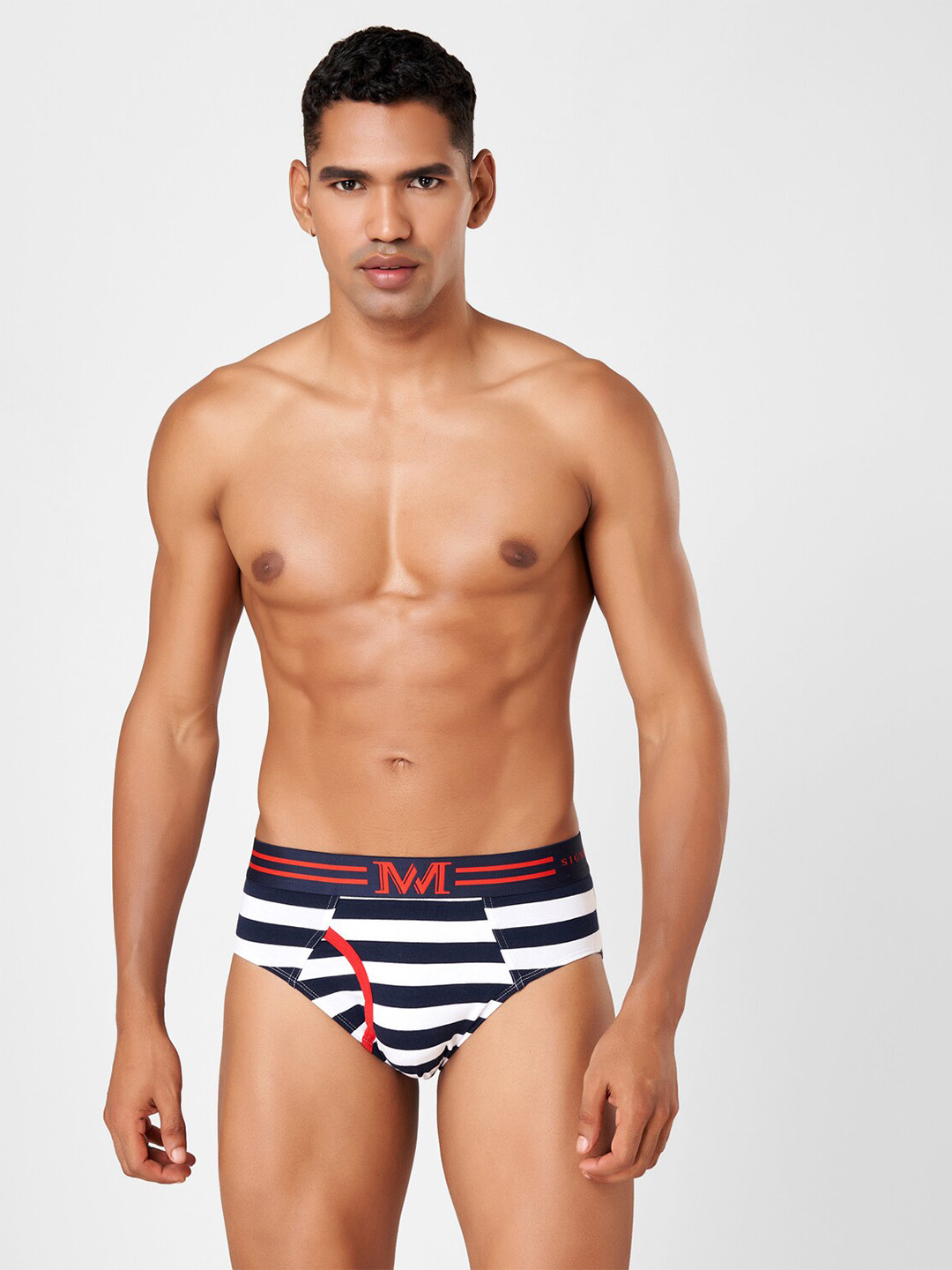 

Macroman M-Series Striped Moisture Wicking Basic Briefs 8905284249898, Navy blue