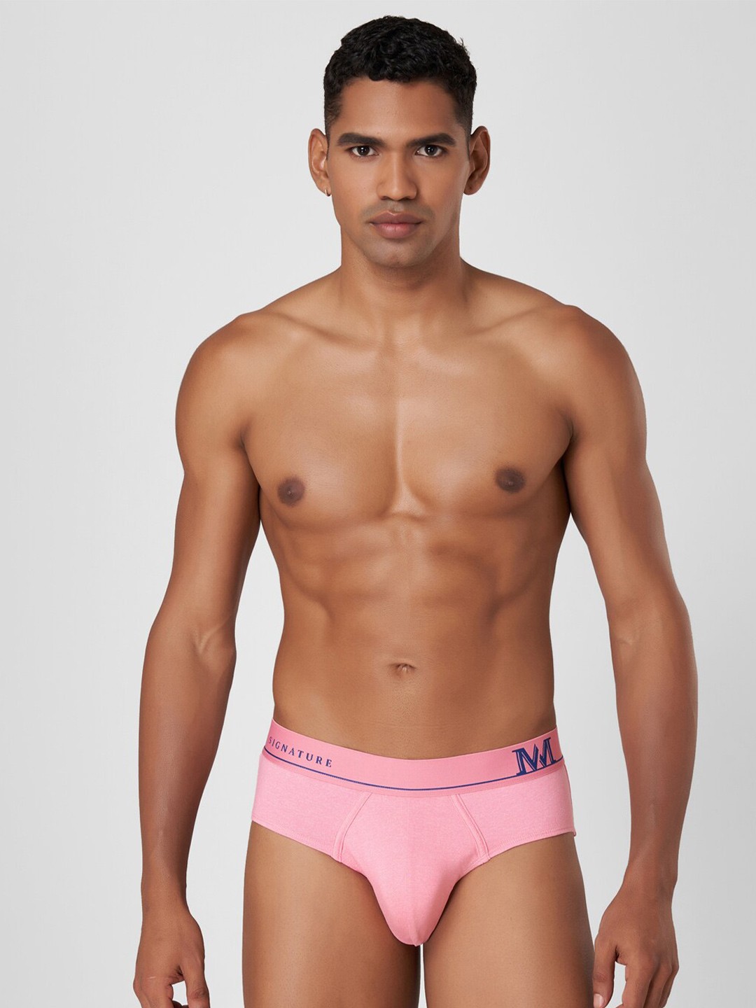 

Macroman M-Series Mid Rise Moisture Wicking Basic Briefs 8903978391243, Pink