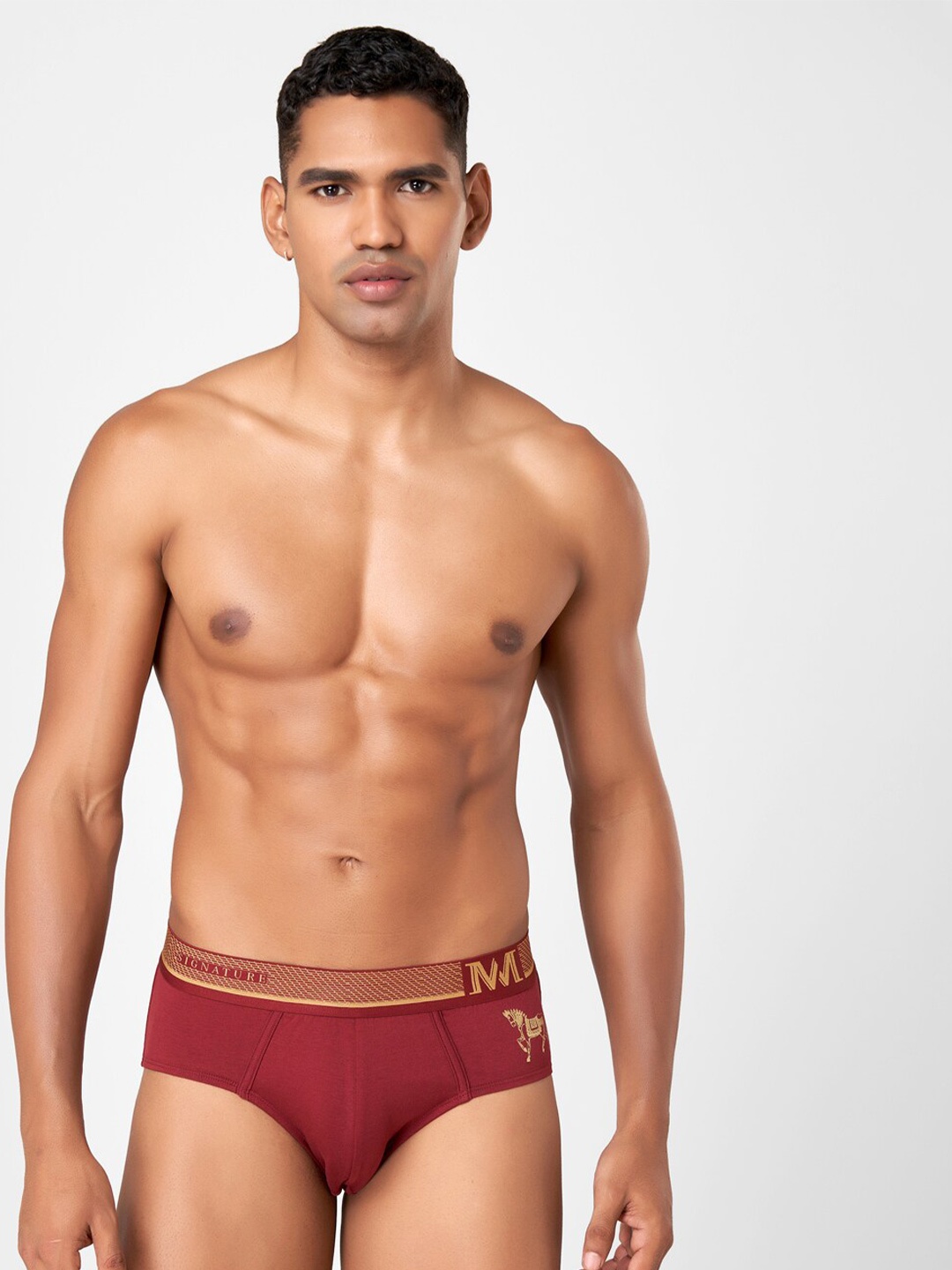 

Macroman M-Series Shape Retention Basic Briefs 8903978391694, Red
