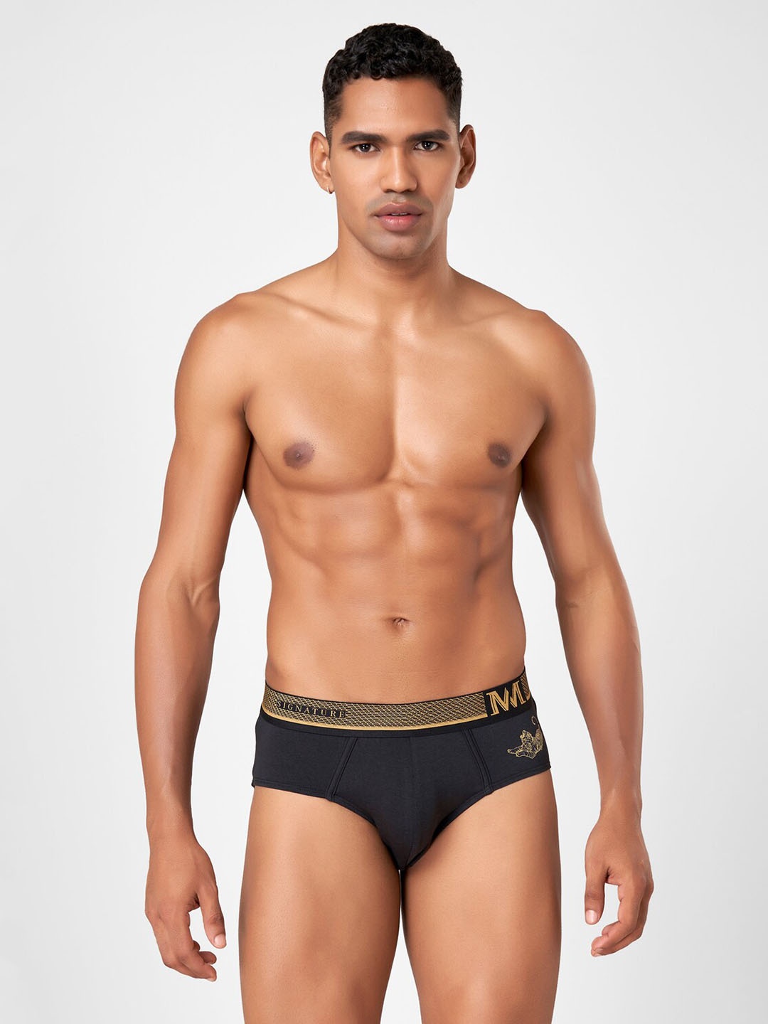 

Macroman M-Series Shape Retention Basic Briefs 8903978391601, Black