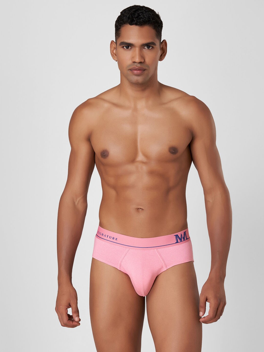 

Macroman M-Series Mid-Rise Moisture Wicking Basic Briefs 8903978391250, Pink