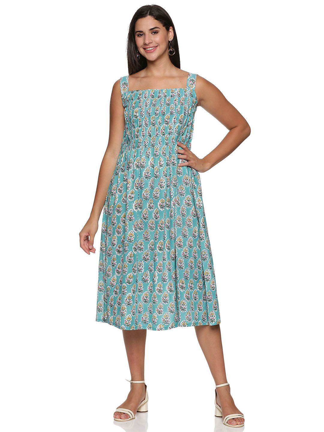 

WEAVERS SAGA Floral Printed Shoulder Strap Pin Tucked A Line Midi Dress, Green