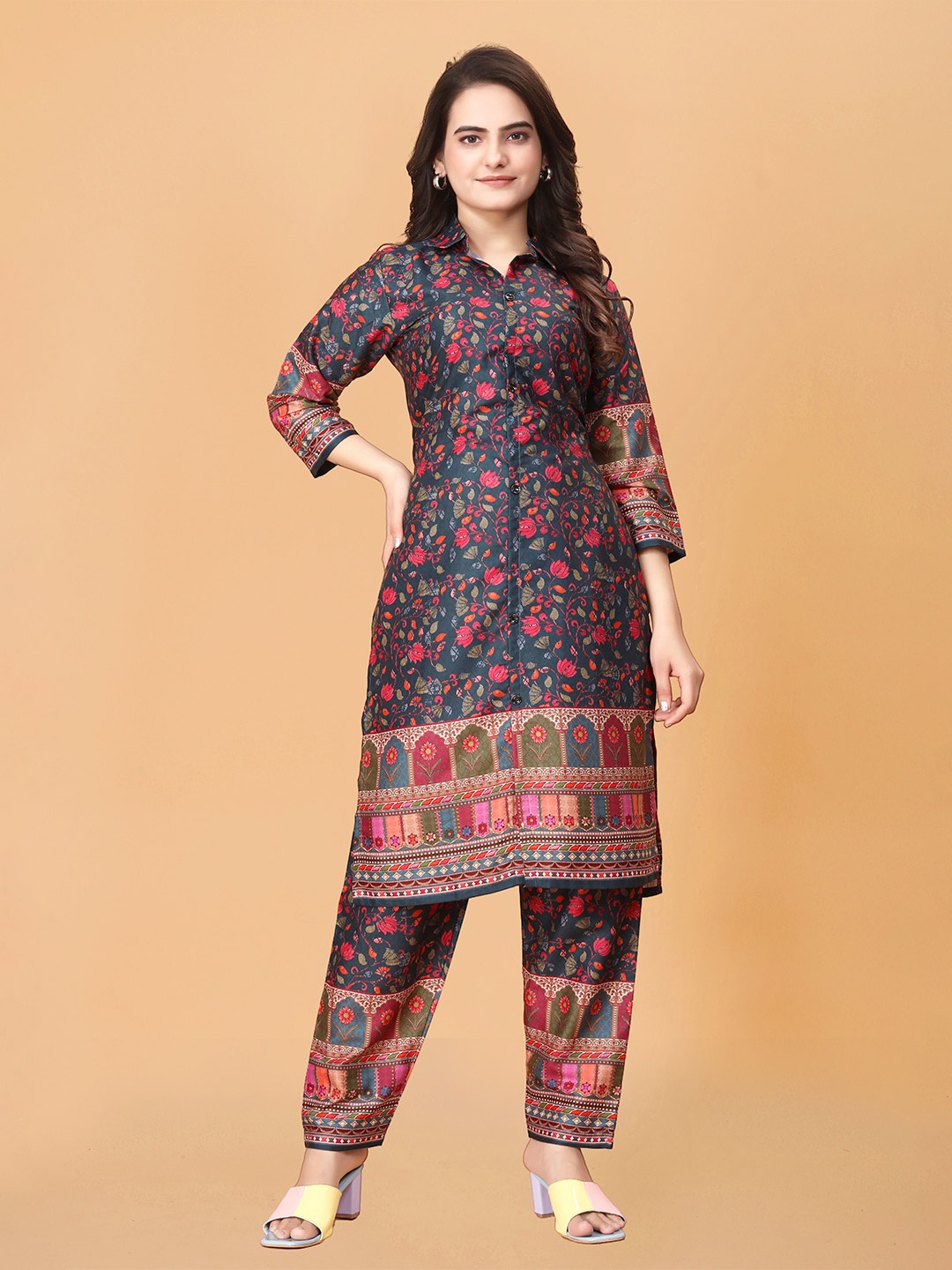 

Ekta Textiles Shirt Collar Floral Printed Straight Kurta with Trousers, Grey