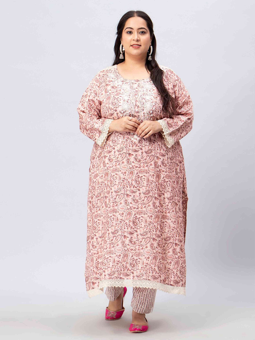 

Toodle Plus Size Paisley Printed Embroidered Straight Kurta, Pink