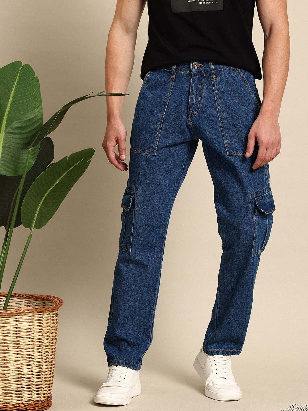

Mast & Harbour Men Pure Cotton Cargo Jeans, Navy blue