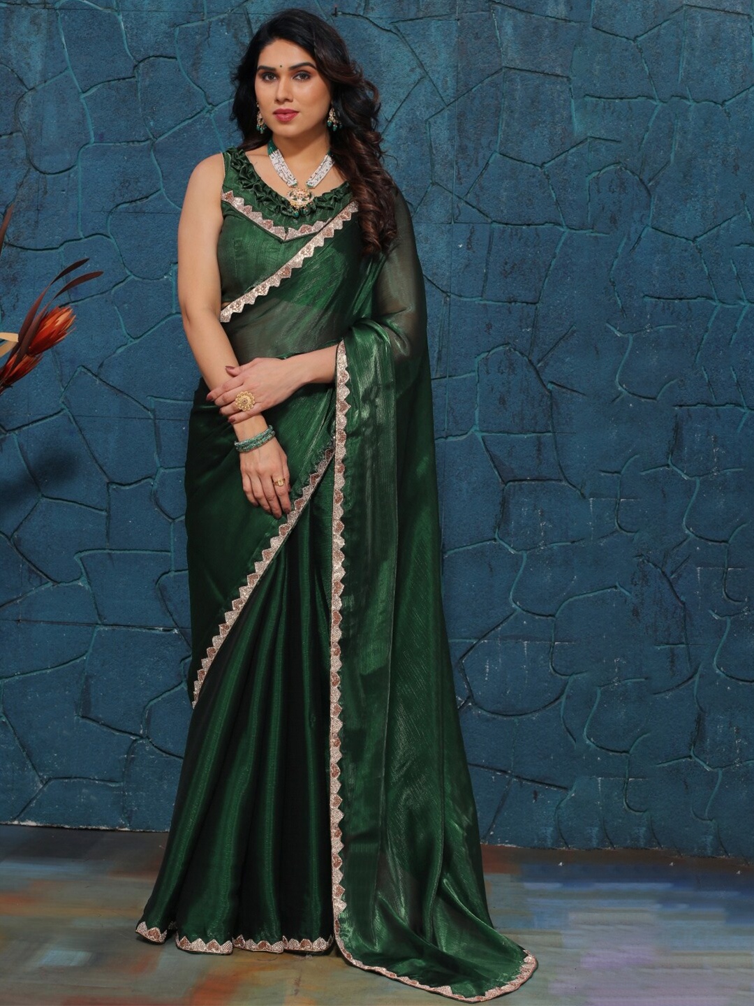 

KRISHNA R FASHION Pure Silk Saree, Green