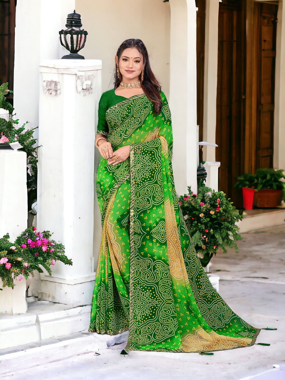 

DIVASTRI Bandhani Printed Pure Georgette Heavy Lace Border Saree, Green