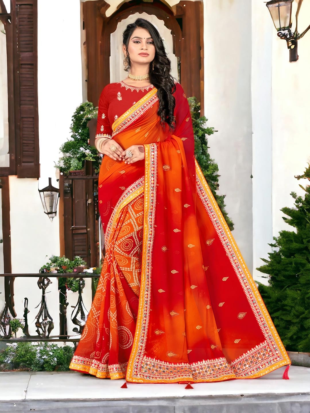 

DIVASTRI Leheriya Embroidered Printed Pure Georgette Half and Half Bandhani Saree, Red