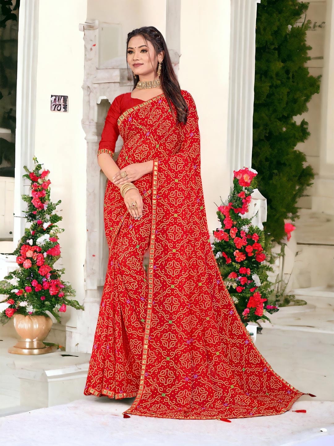 

DIVASTRI Bandhani Printed Embellished Gotta Patti Pure Georgette Saree, Red