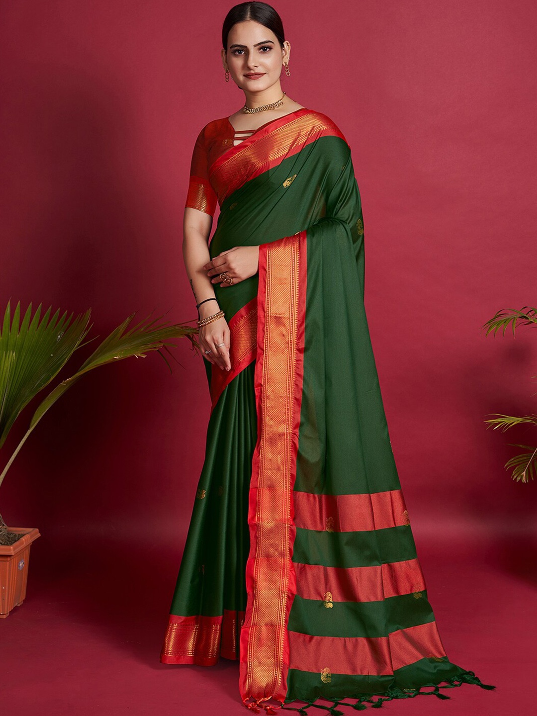 

Mitera Zari Silk Cotton Fusion Saree, Green