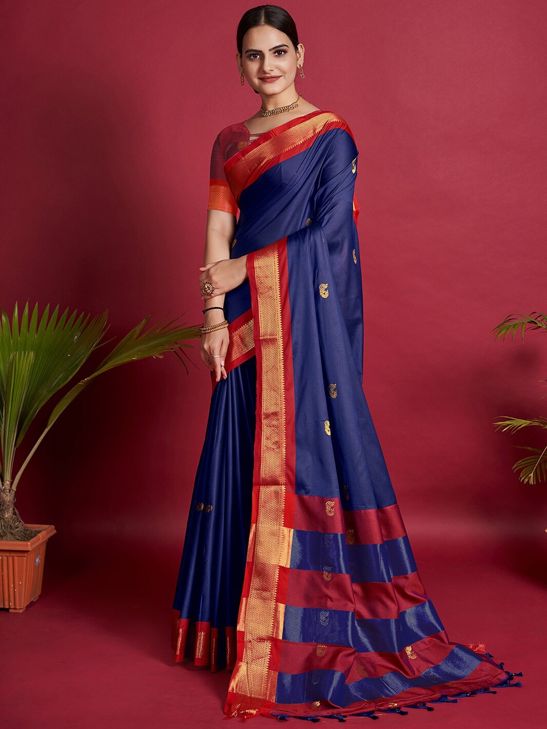 

Mitera Zari Silk Cotton Fusion Saree with Tassels, Navy blue