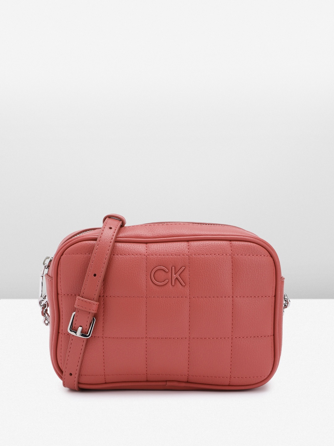 

Calvin Klein Women Textured Sling Bag, Pink