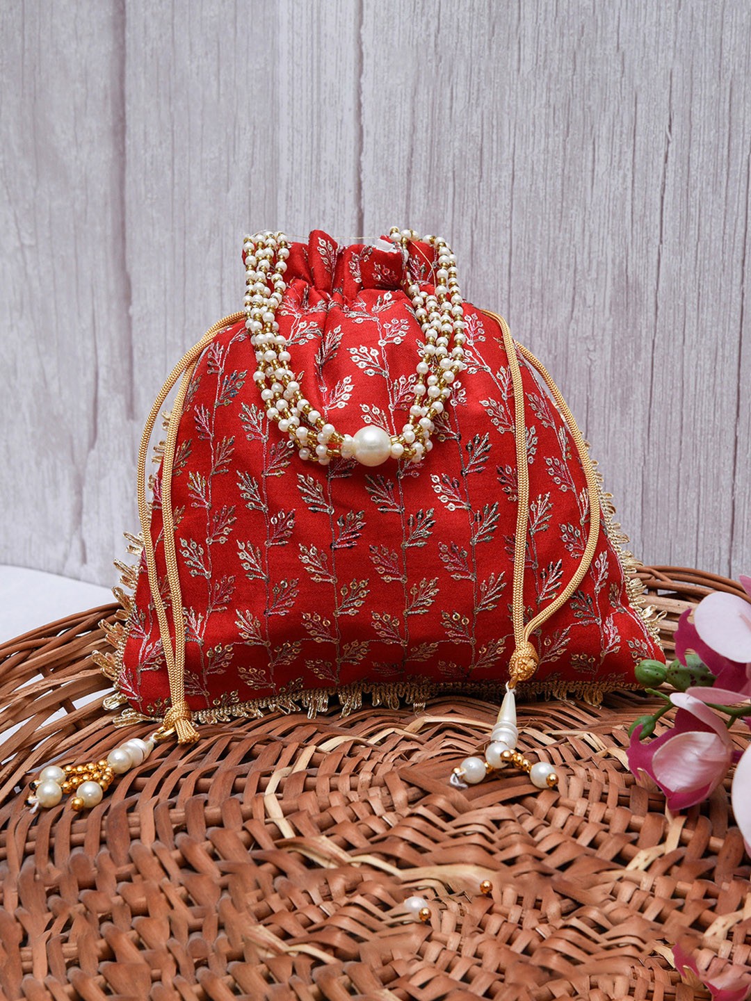

Kuber Industries Set of 3 Embroidered Potli Clutches, Red