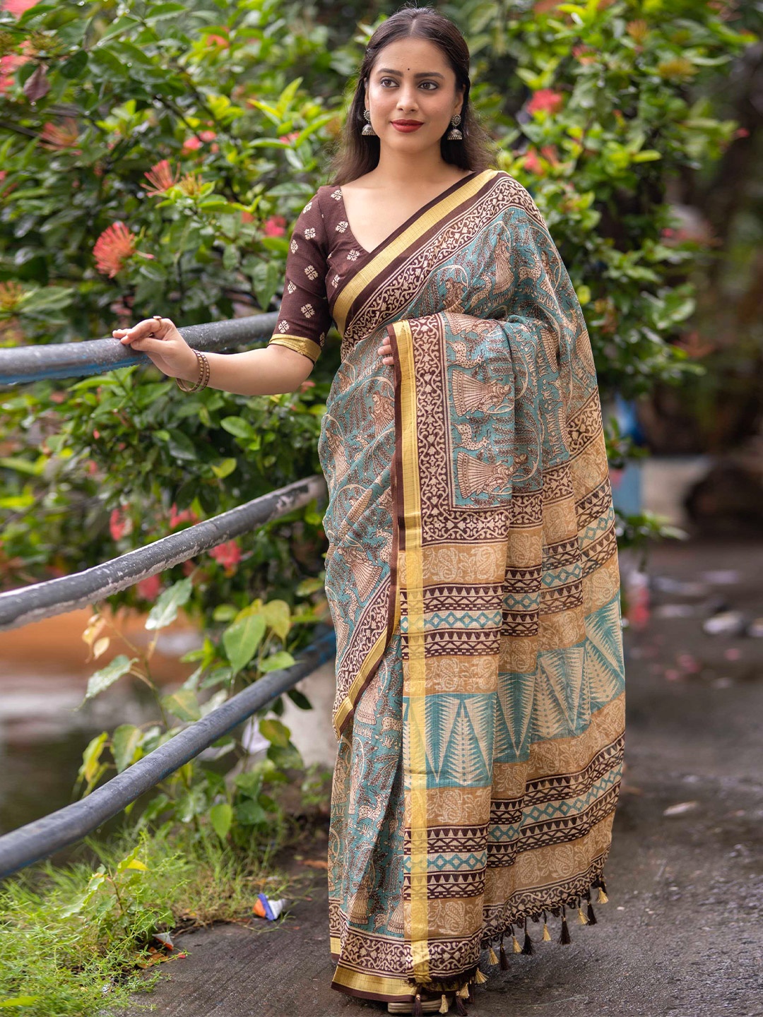 

Mitera Embellished Silk Blend Designer Kota Saree, Blue
