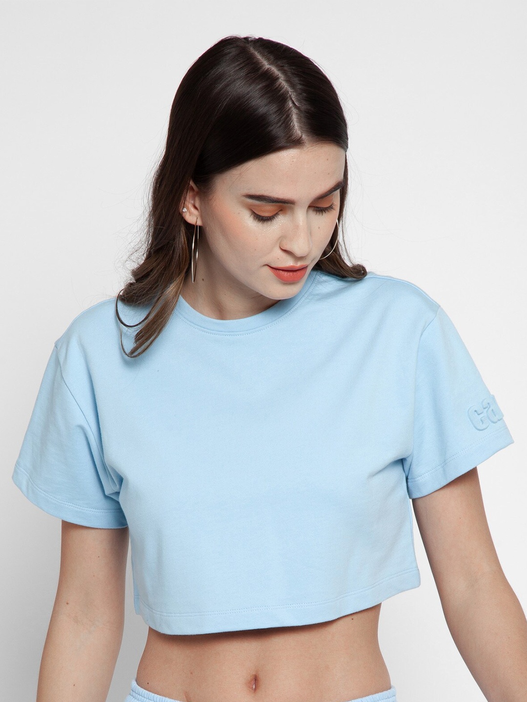 

CAVA Applique Round Neck Short Sleeves Cotton Embossed Crop Top, Blue
