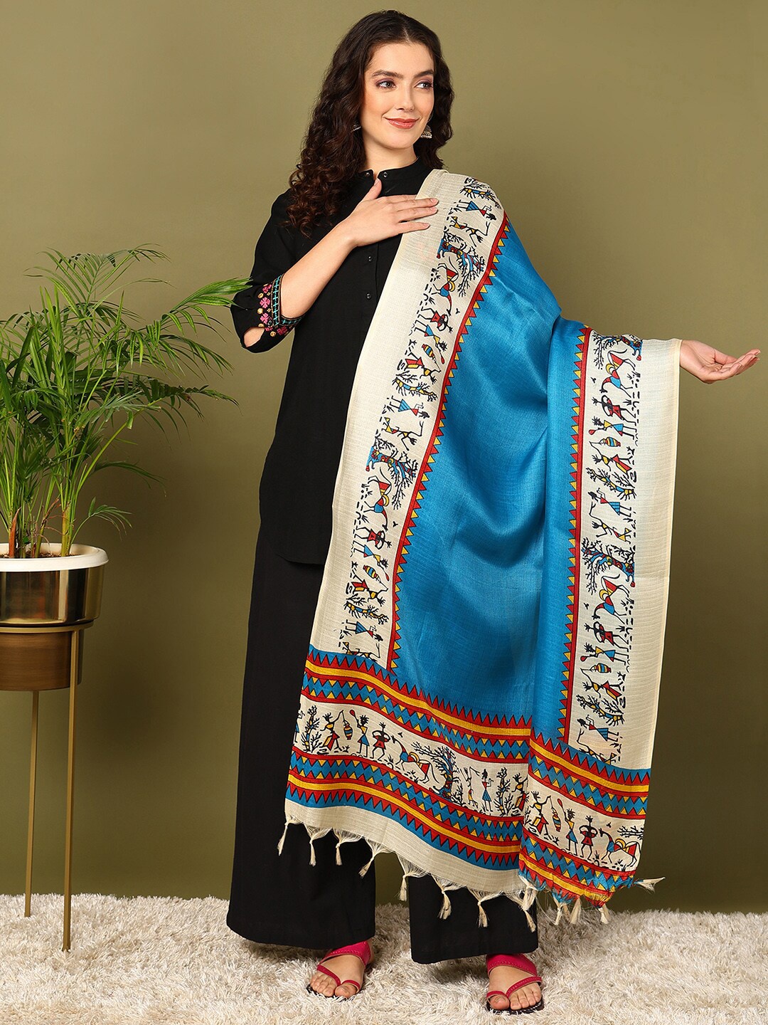 

mokshi Geometric Printed Dupatta, Blue