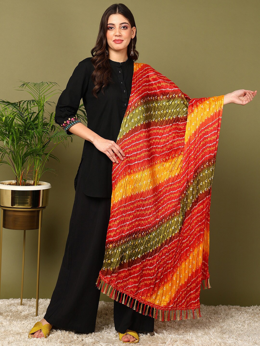 

mokshi Bandhani Printed Dupatta, Green