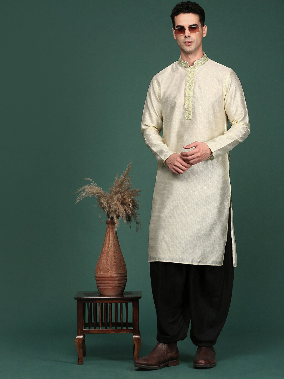 

Ramas Jacquard Striped Mandarin Collar Yoke Design Kurta, Off white