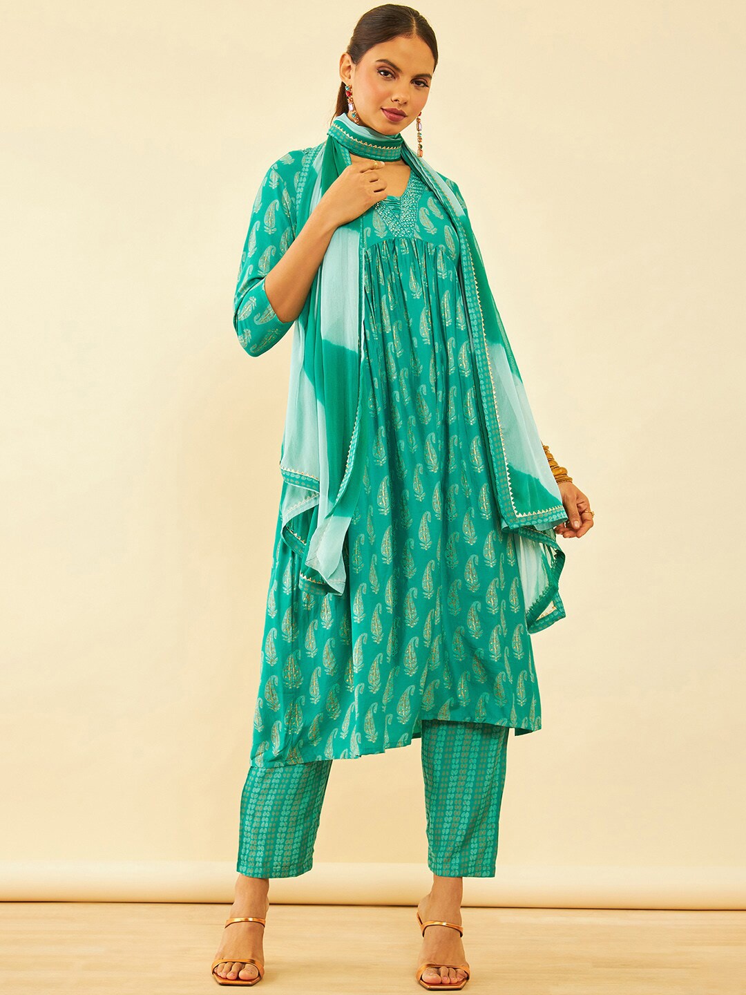 

Soch Paisley Printed Sequinned Kurta with Trousers & With Dupatta, Green