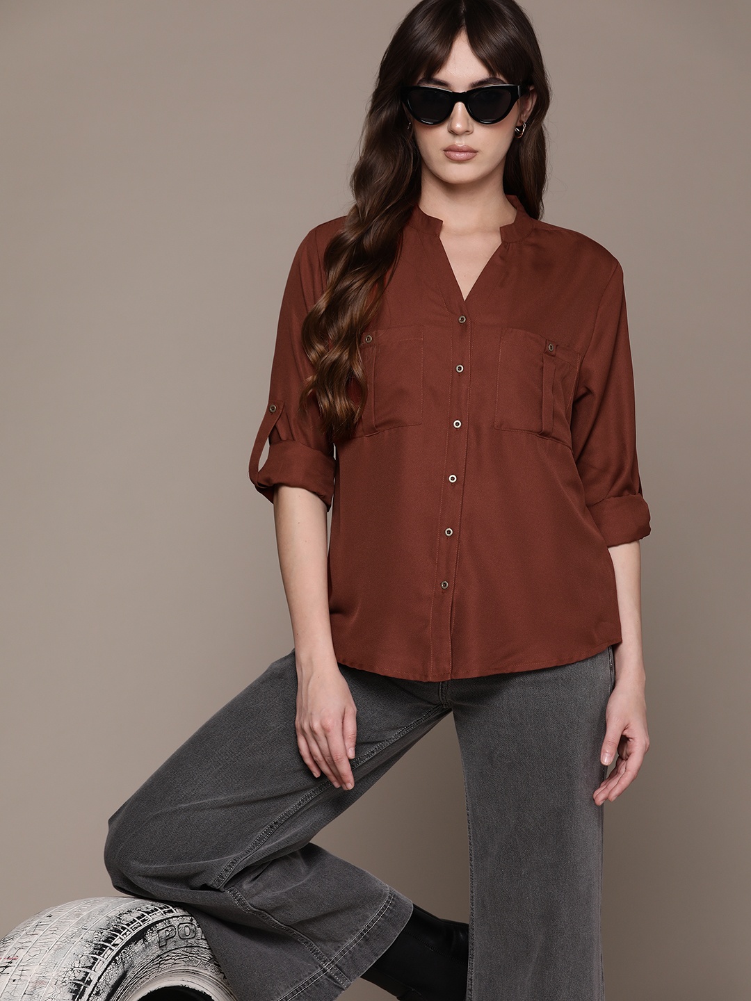 

The Roadster Lifestyle Co. Pocket Detail Roll Up Sleeves Casual Shirt, Brown