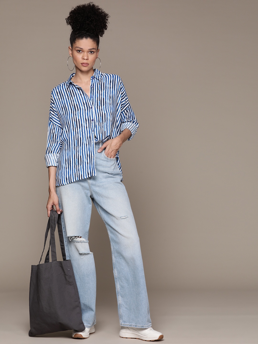 

The Roadster Lifestyle Co. Striped Oversized Casual Shirt, Blue