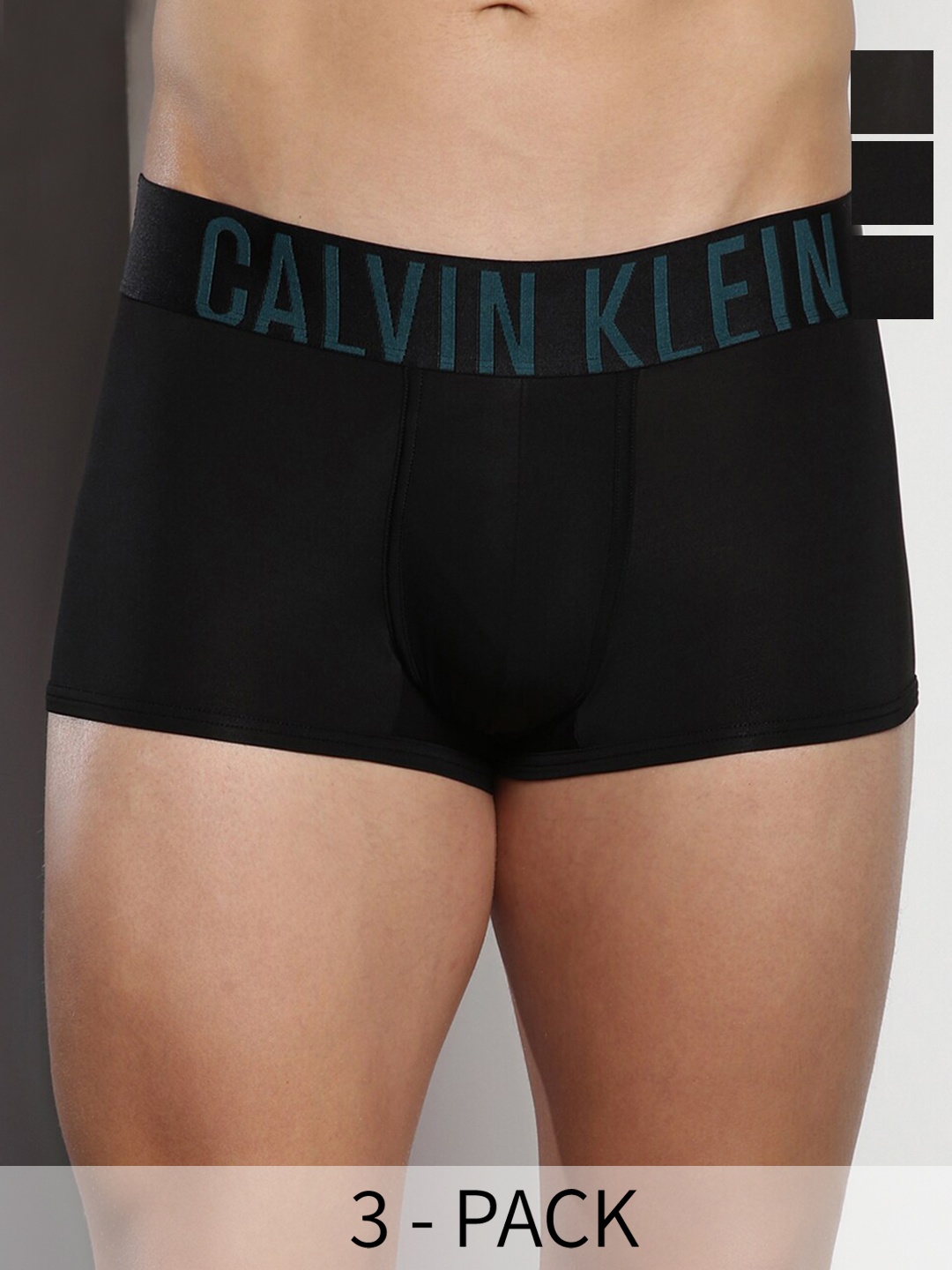 

Calvin Klein Pack Of 3 Mid-Rise Trunks NB2593GJU, Black