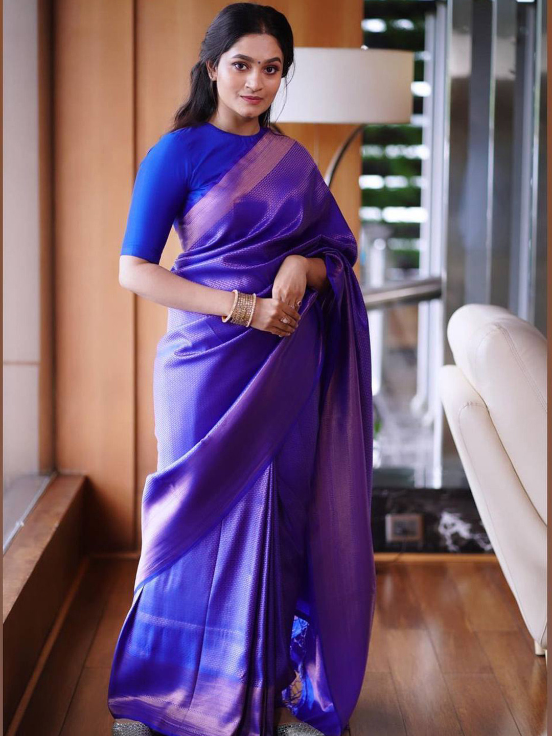 

Linza Woven Design Pure Silk Banarasi Zari Saree, Blue