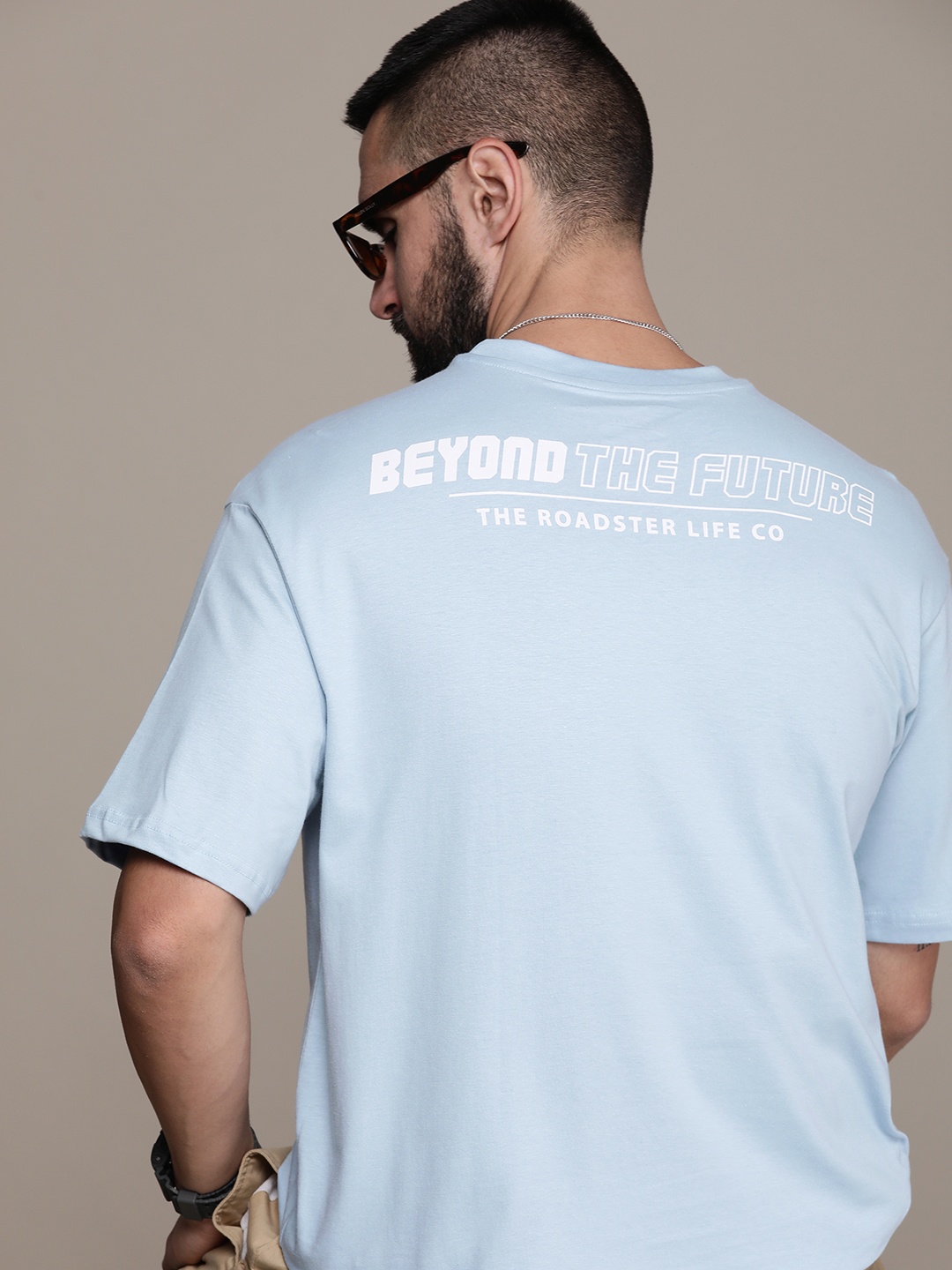 

Roadster Men Typography Printed Pure Cotton T-shirt, Turquoise blue