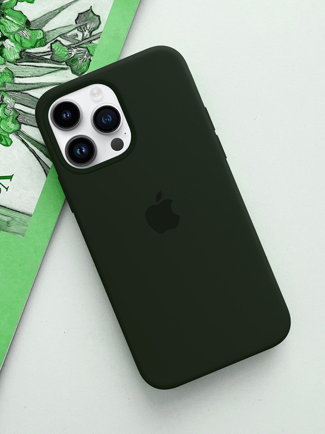 

TREEMODA iPhone 15Pro Max Silicone Cover, Green