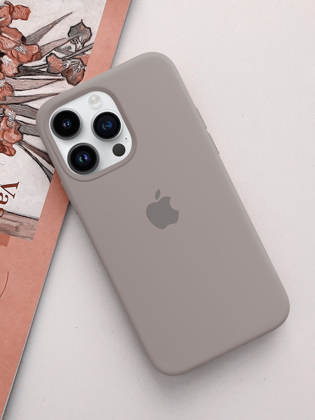 

TREEMODA Silicone iPhone 15Pro Mobile Cover, Grey