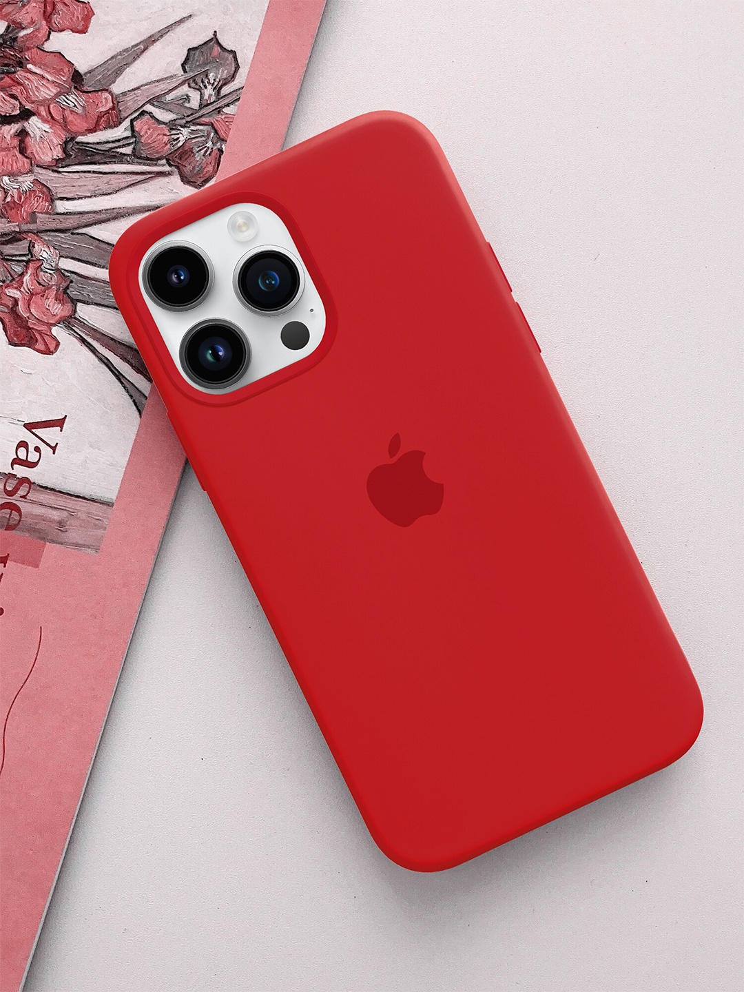 

TREEMODA Silicon iphone15Pro Back Case, Red