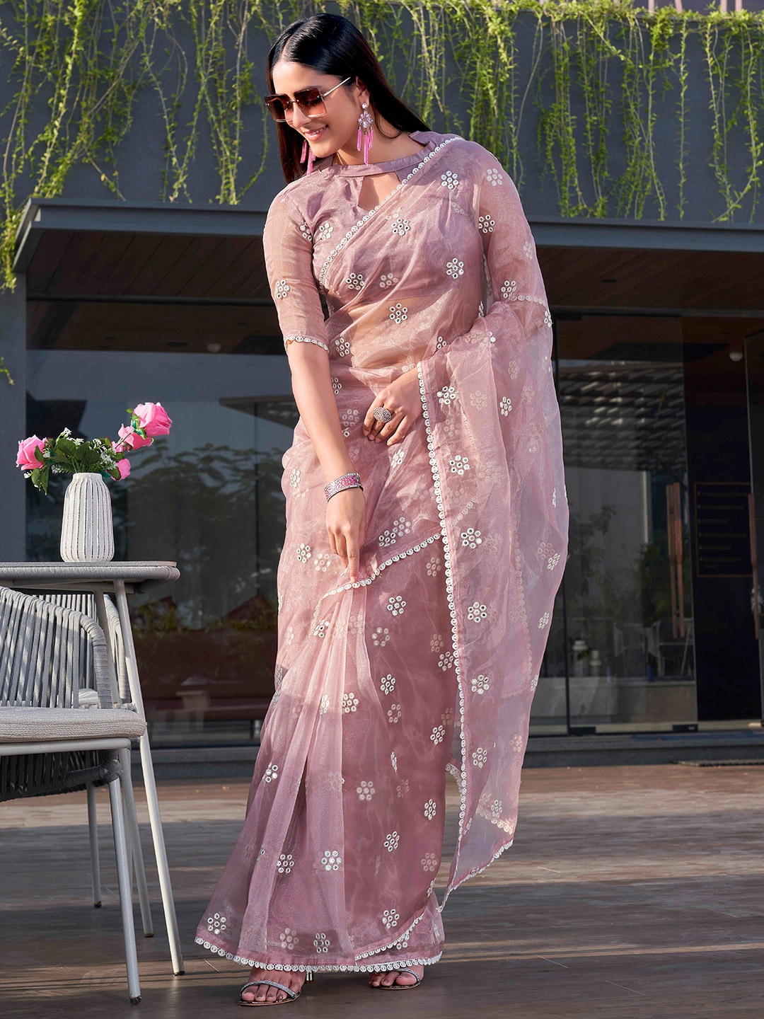 

Tikhi Imli Pink Floral Embroidered Mirror Work Organza Saree