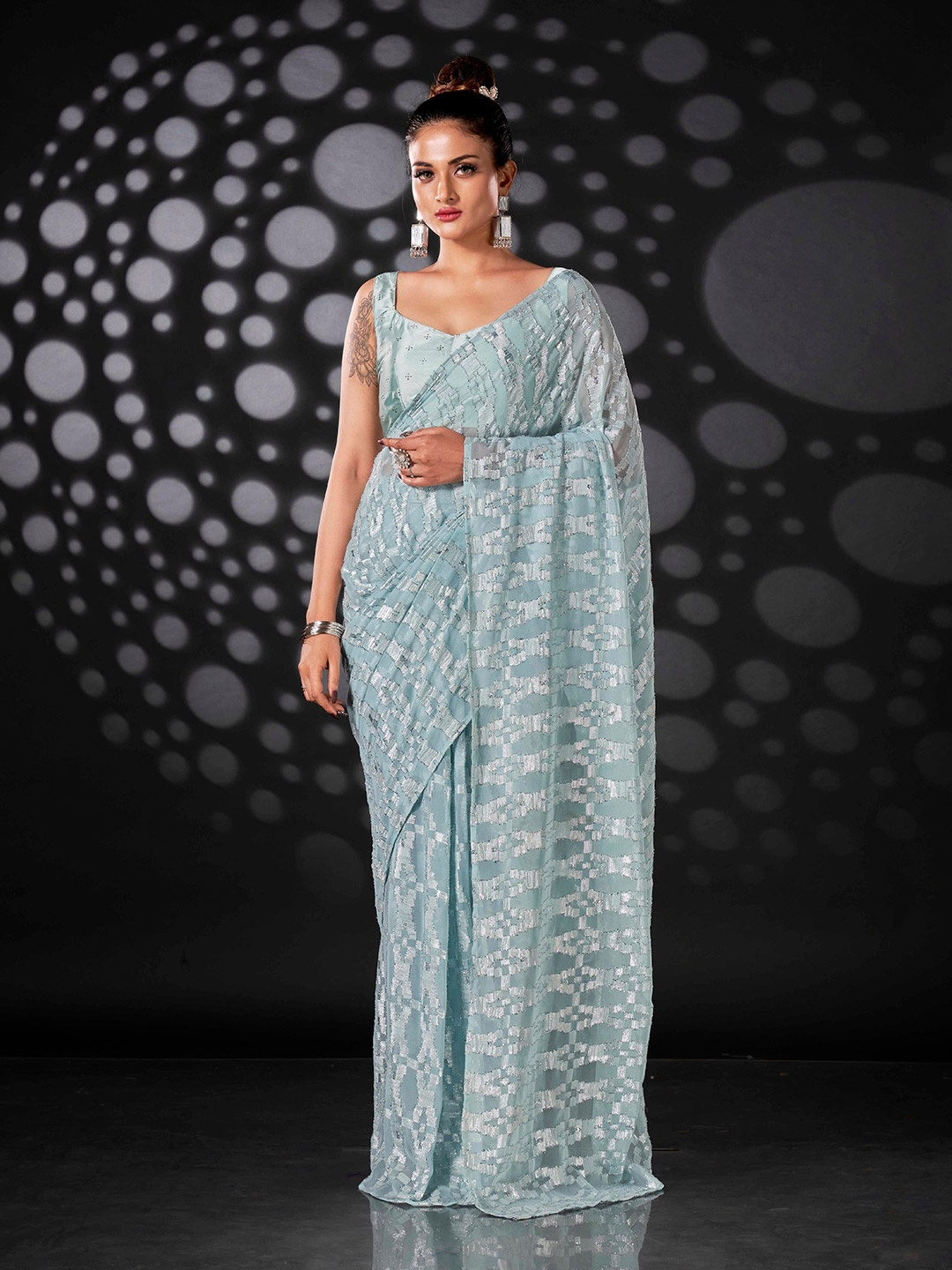 

Tikhi Imli Embellished Saree, Blue