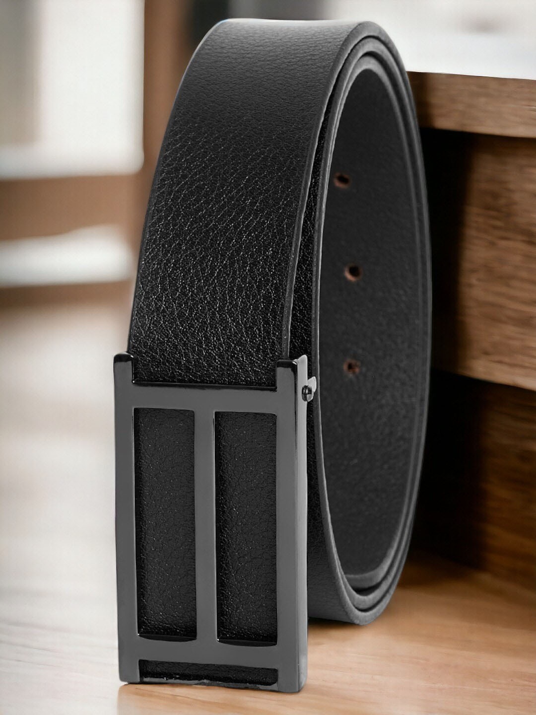 

WROGN Men Textured Leather Formal Belt, Black