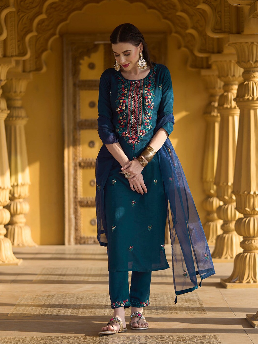 

KALINI Ethnic Motifs Embroidered Round Neck Straight Kurta & Trousers With Dupatta, Blue