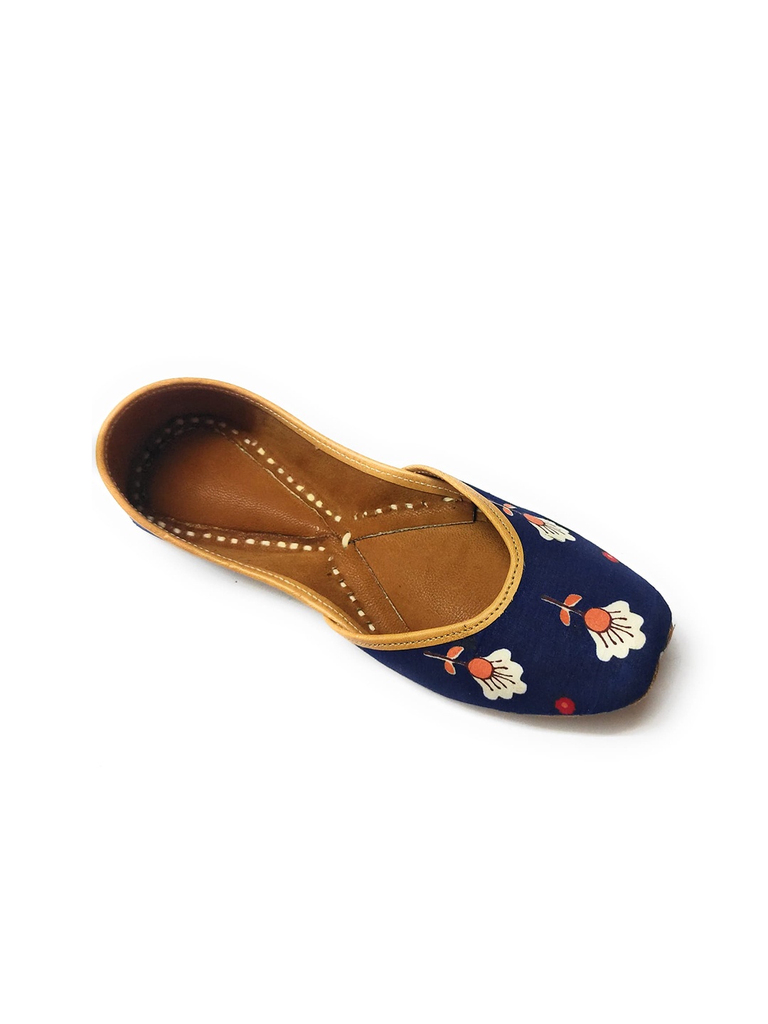 

Ta Chic Printed Square Toe Mojaris, Blue