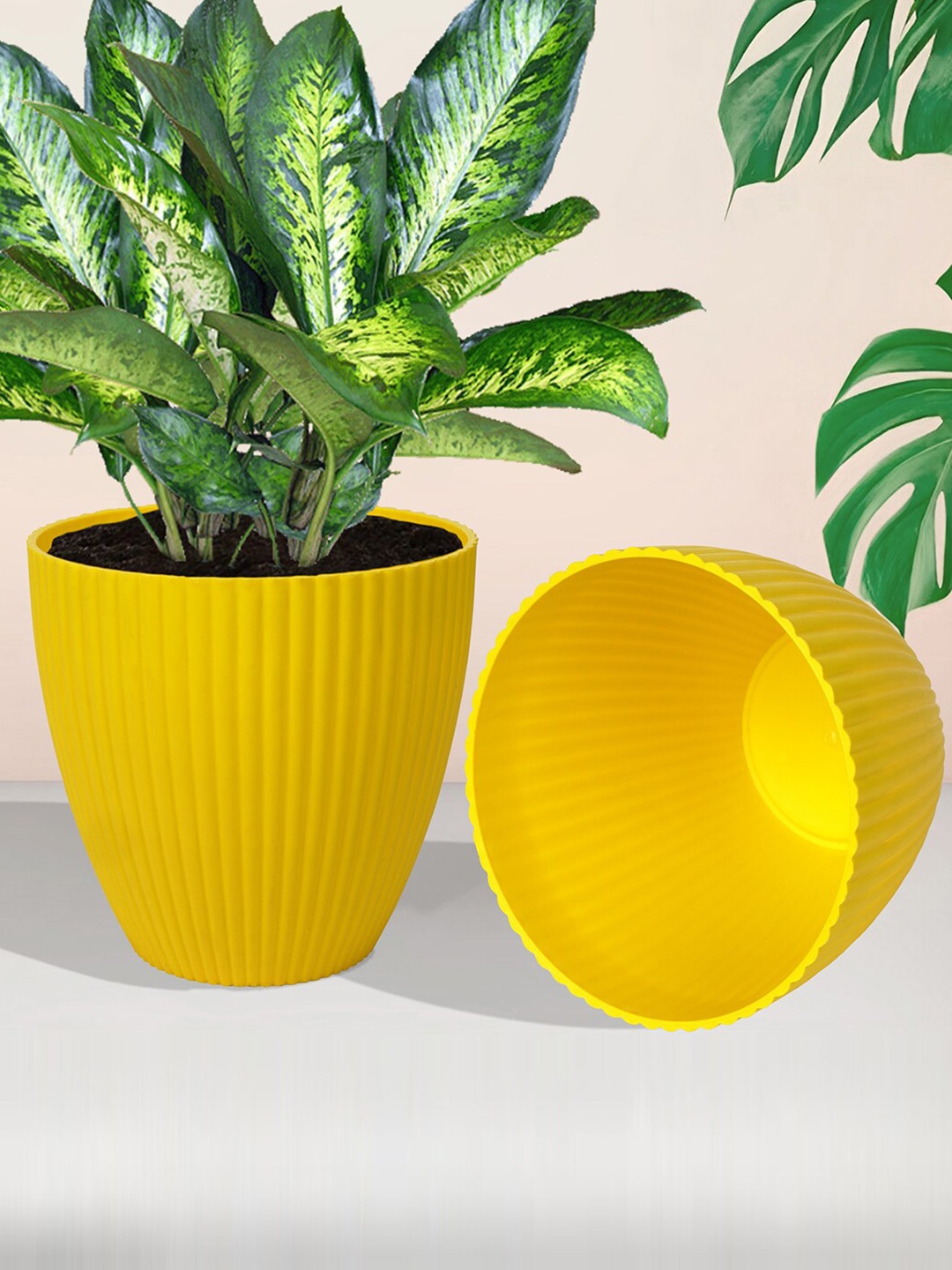 

Kuber Industries Yellow 5 Pieces Textured Planters