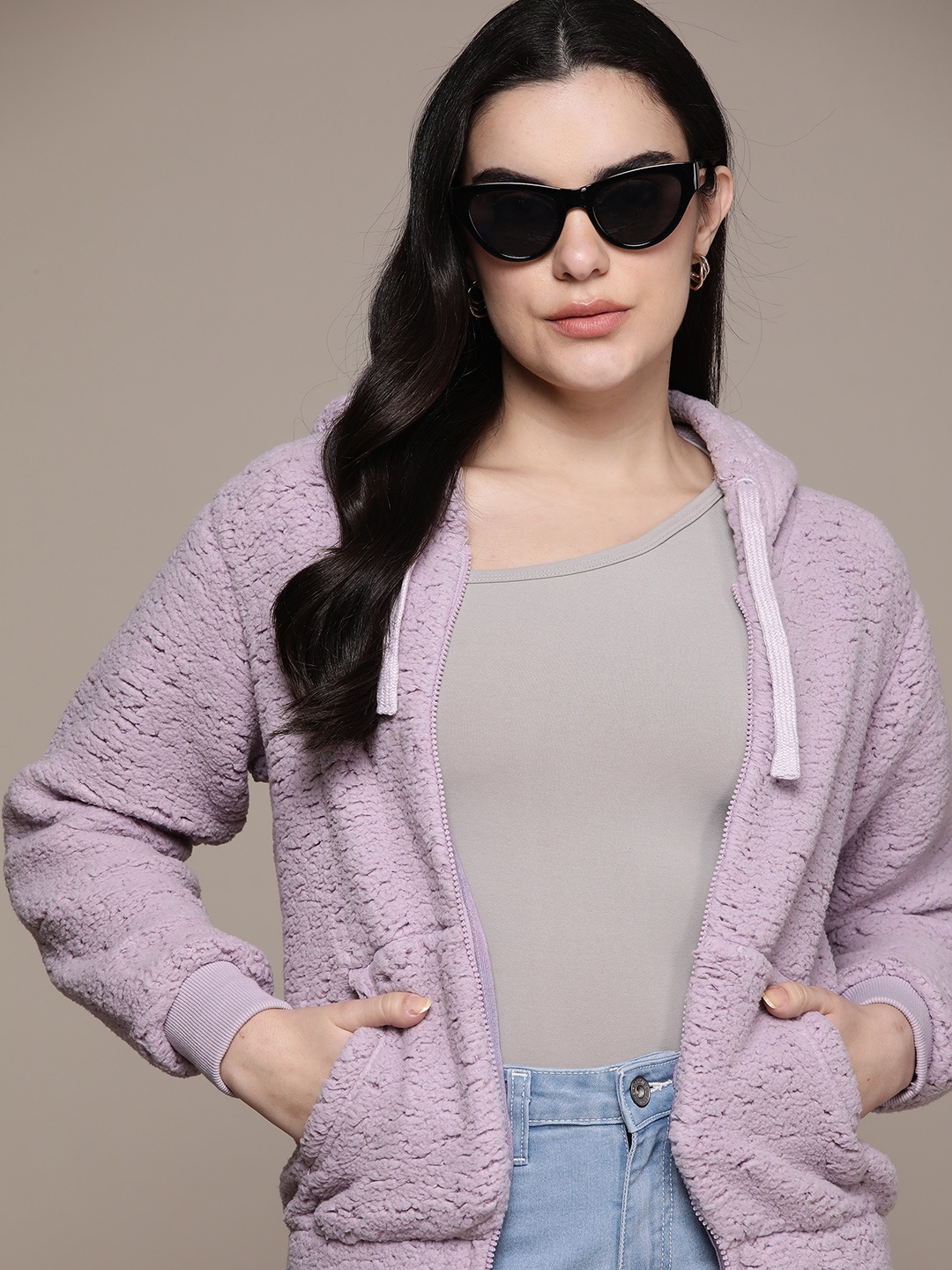 

Roadster Women Solid Hooded Sweatshirt, Lavender