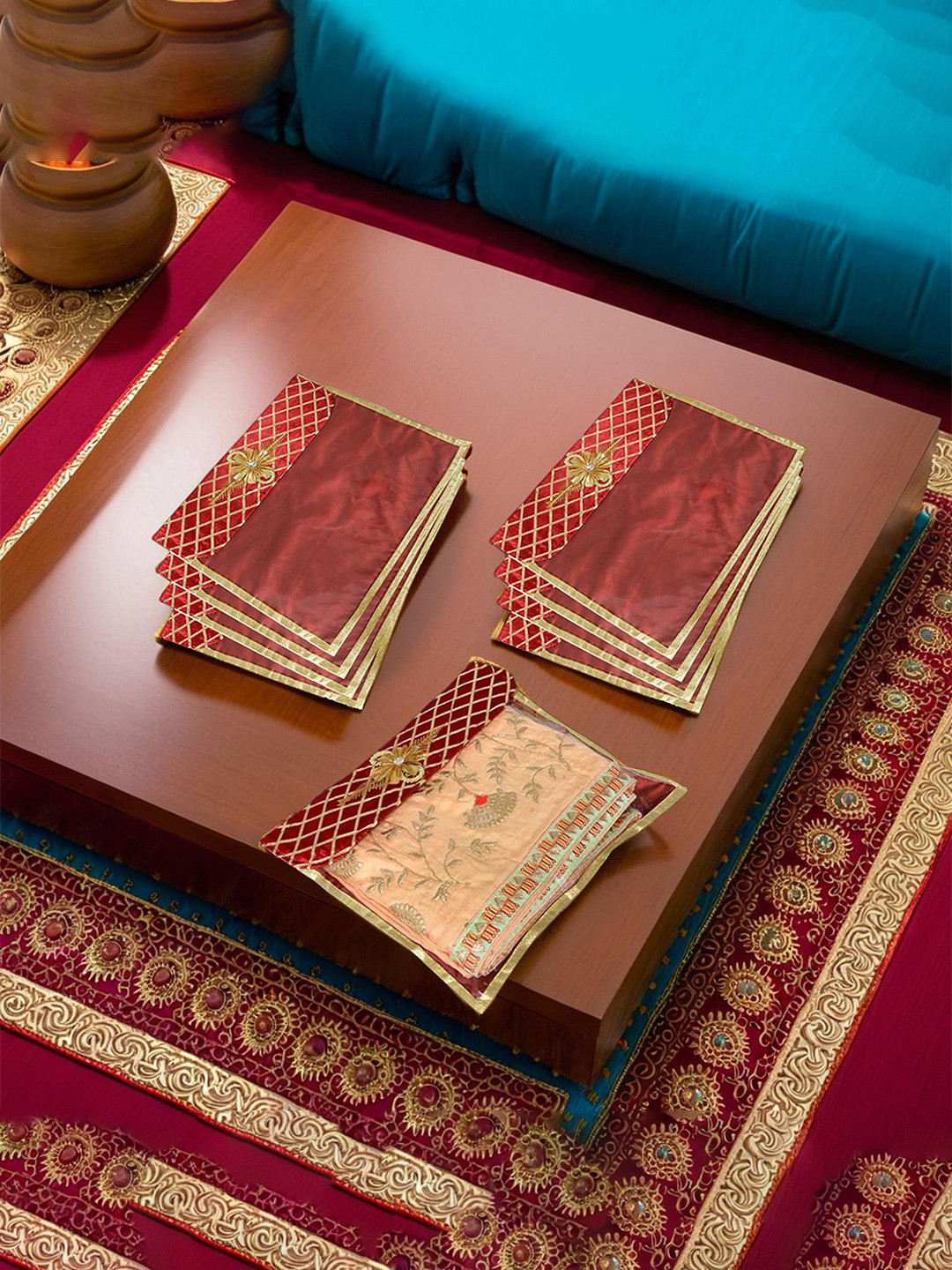 

Kuber Industries Maroon Set of 6 Regular Fashion Organisers