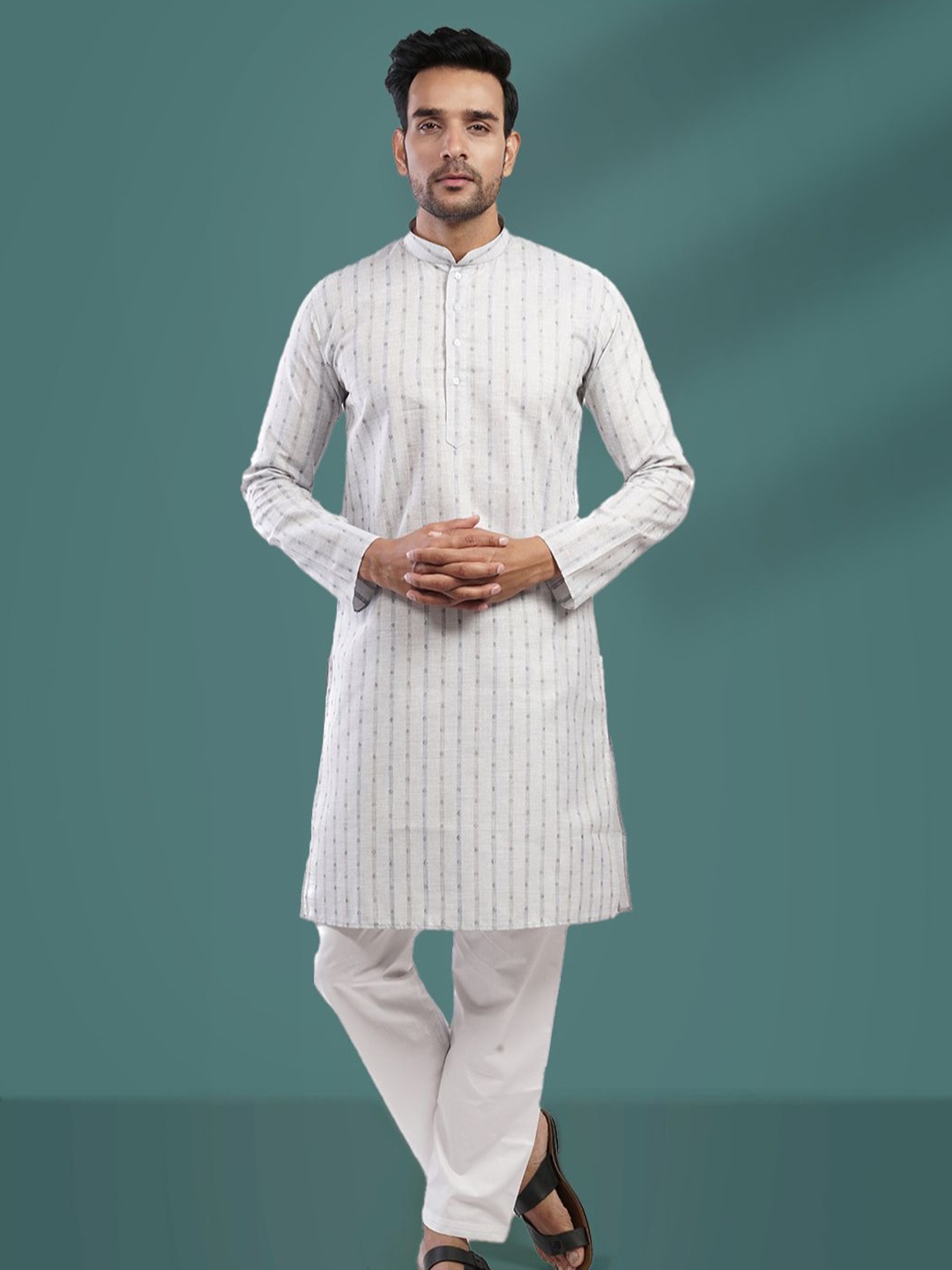 

Lightpole Striped Mandarin Collar Cotton Kurta, Grey