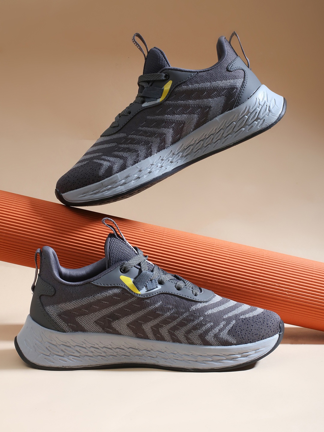 

IMPAKTO Men Lightweight Flyknit Lace-Up Running Shoes, Grey