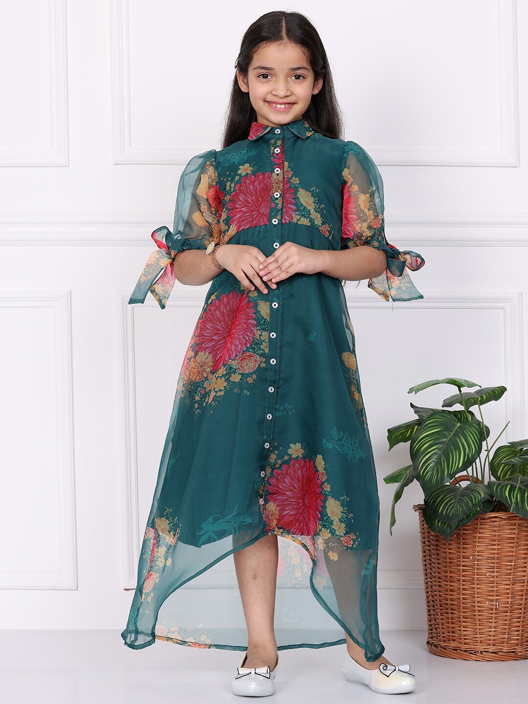 

Ethnovog Girls Printed Organza High And Low Dress, Green