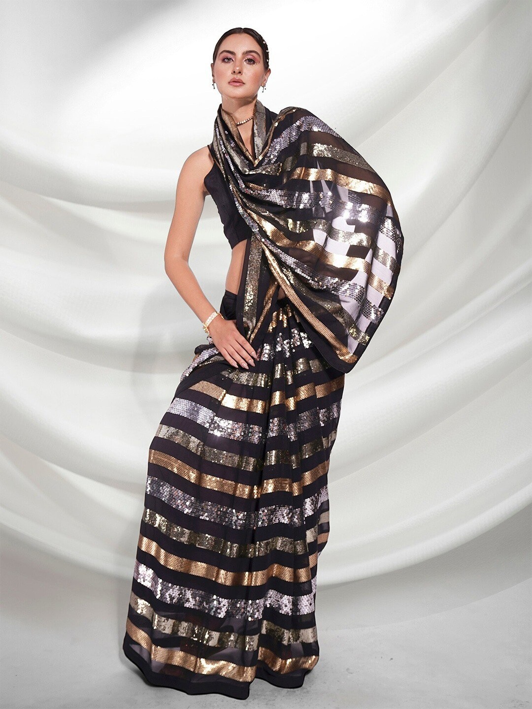 

Globon Impex Striped Sequinned Pure Georgette Saree, Black