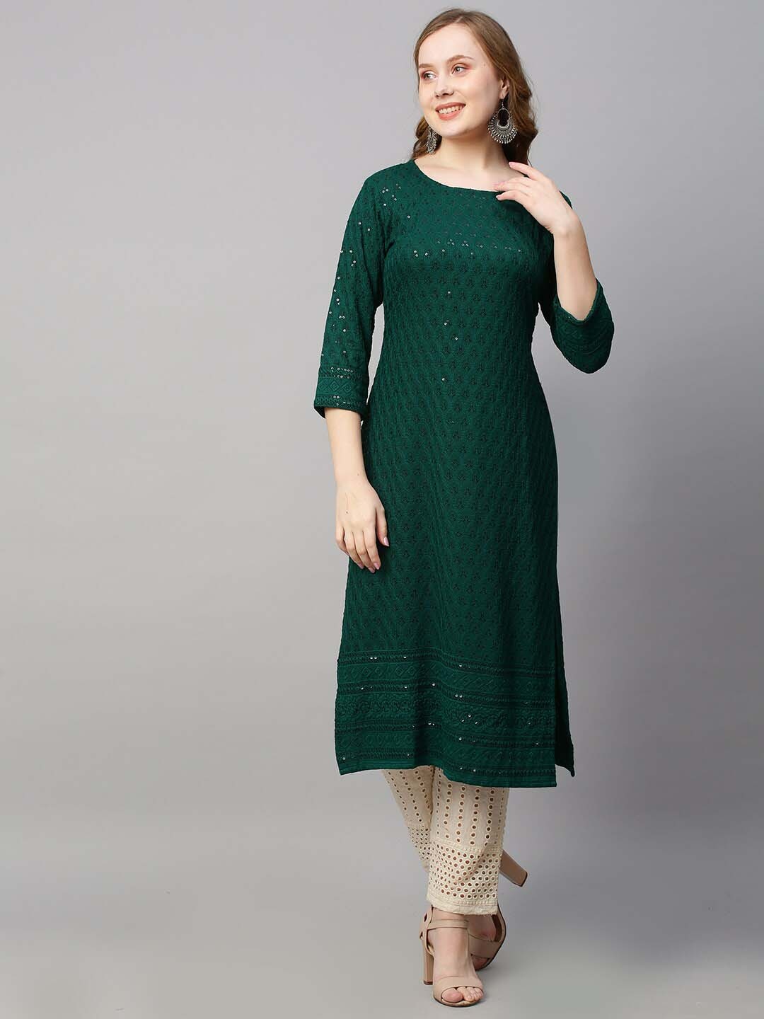 

AMRUTVARSHA CREATION Embroidered Sequinned Jacquard Straight Kurta, Green