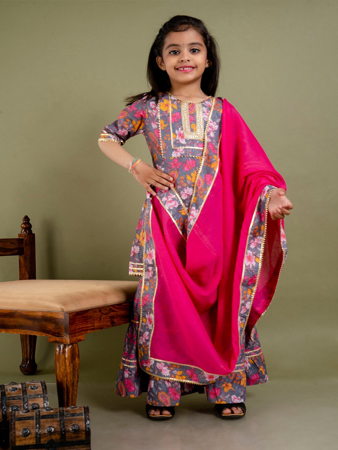 

BAESD Girls Round Neck Gotta Patti Floral Print Straight Kurta with Sharara & Dupatta, Grey