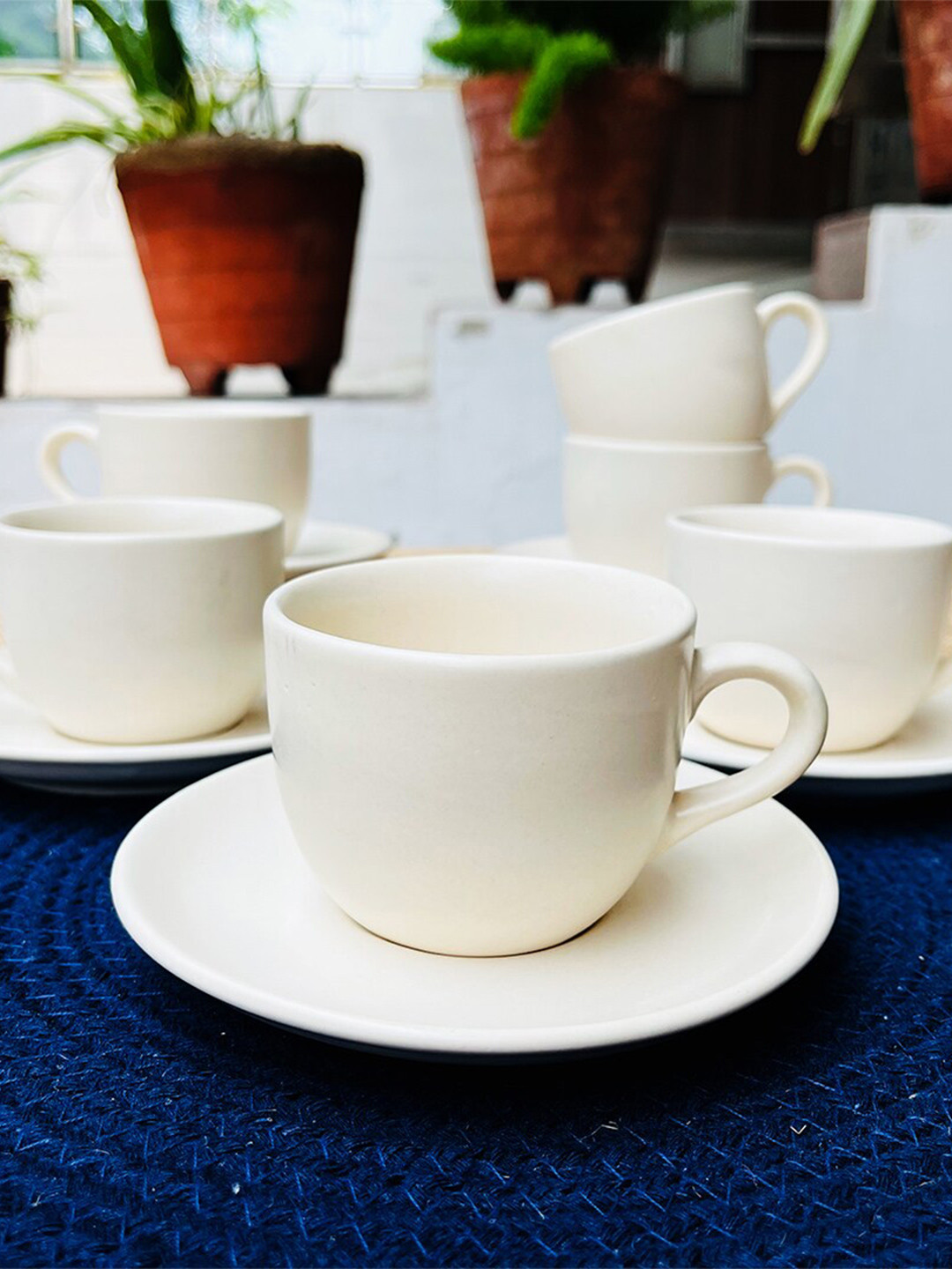 

The Artisan Emporium White 12 Pcs Ceramic Dishwasher Safe Cups & Saucers Set