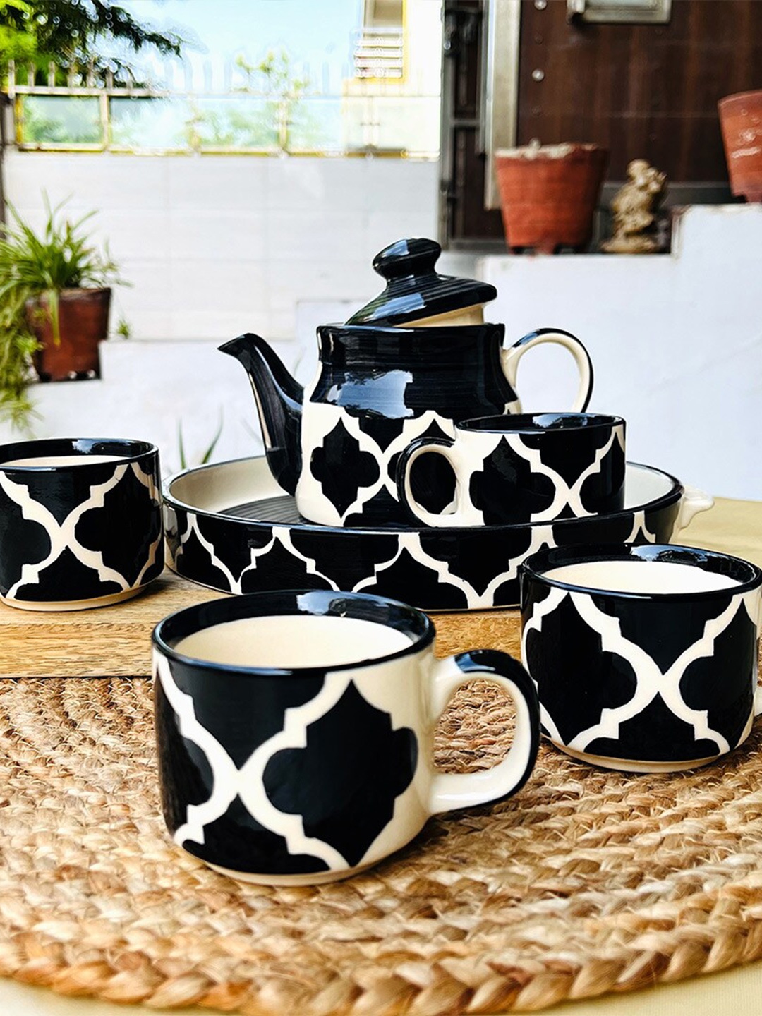 

The Artisan Emporium Black 6 Pcs Geometric Printed Ceramic Dishwasher Safe Kettle Set